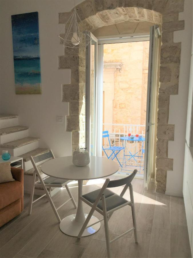 Appartamento La Terrazza sul mare - Dimora di Charme Giovinazzo Esterno foto