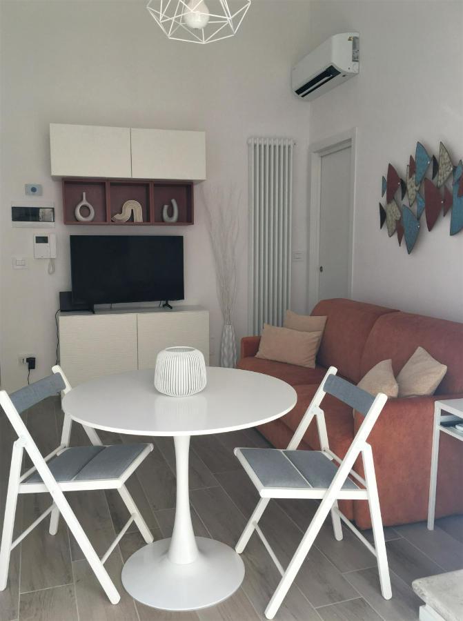 Appartamento La Terrazza sul mare - Dimora di Charme Giovinazzo Esterno foto